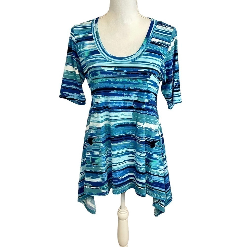 Karen Kane  Blue Aquamarine Watercolors Handkerchief Hem Short Sleeve Top. Sz M